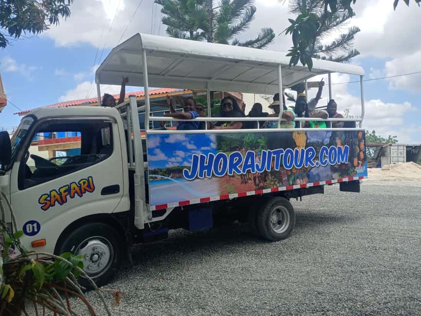 Punta Cana: Dominican Republic Culture Tour - Lunch by the Anamuya River: The Real Reason to Stay for Food