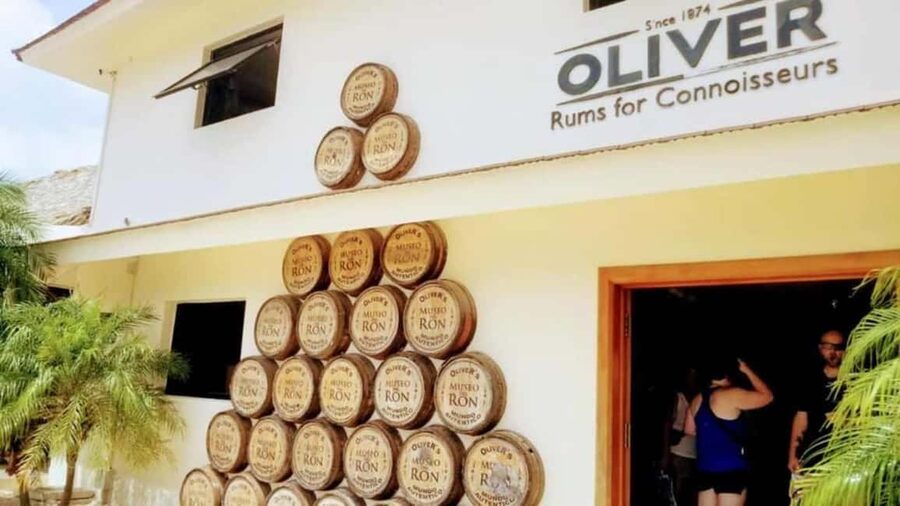 Punta Cana: Don Lucas Cigar, Chocolate, & Rum Tour - Cigar Sampling Tips: How to Taste Without Overthinking It