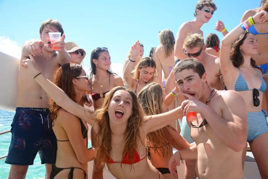 Punta Cana: Hip Hop Party Cruise w/Open Bar (Adults Only) - The First Leg: Short Boat Cruise Before the Water