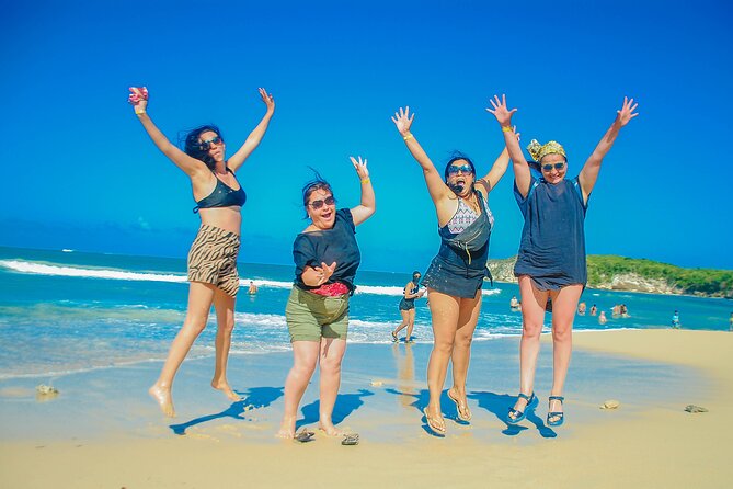 Punta Cana Horseback Ride: Jungle, Macao Beach & Free Pick Up - The typical Dominican house stop and coffee/cocoa tasting