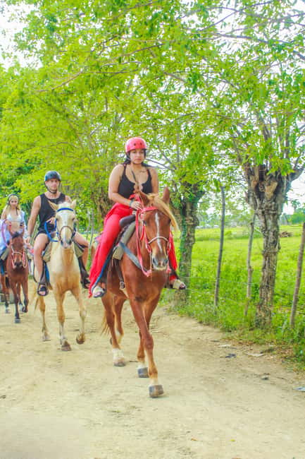 Punta Cana Horseback riding & Sunset + beach + free pick-up - Price and value at about $36: what’s included, what’s not, and how to plan