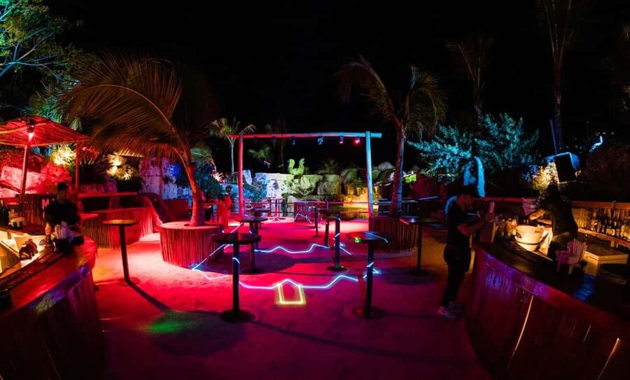 Punta Cana: Maroca Club Open Bar (Entry, Drinks & Transfers) - Small practical tips so your night stays smooth