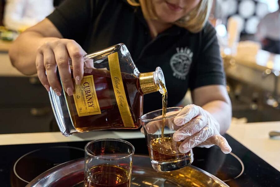Punta Cana Oliver & Oliver Rum Tasting & Taino Concept Store - Solera method: the aging lesson behind the bottle