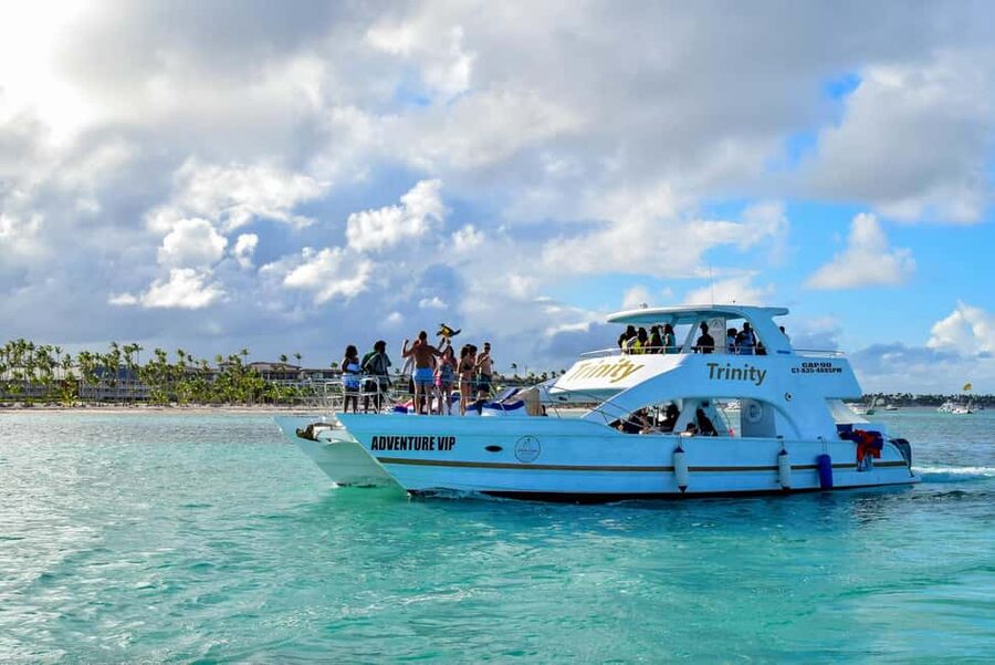 Punta Cana Party Boat (Adults only) - Punta Cana Party Boat for Adults Only: What the 4 Hours Actually Feels Like
