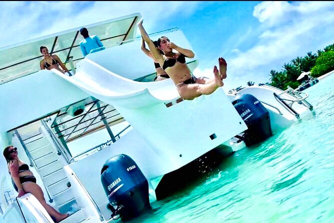 Punta Cana Party Booze Cruise, open bar, snorkeling Only Adult - Dolphins, Dolphin Island, and the Beach Stop