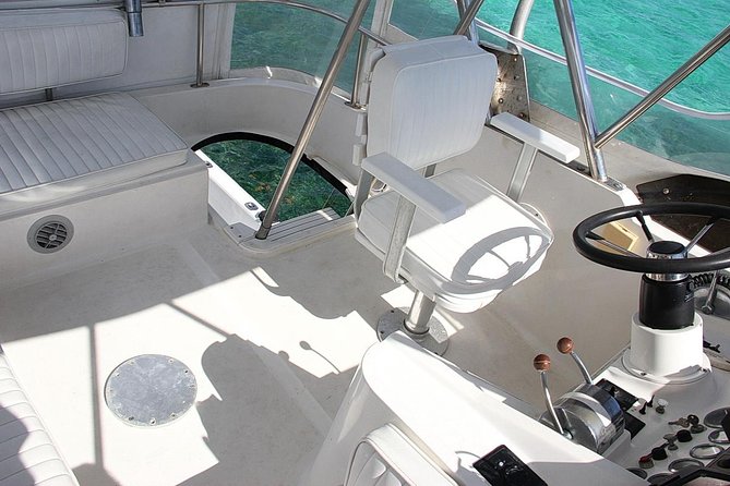 Punta Cana Private Fishing Charter on 39 Foot Boat with Bevarages - Typical Moments You’ll Experience on the Water