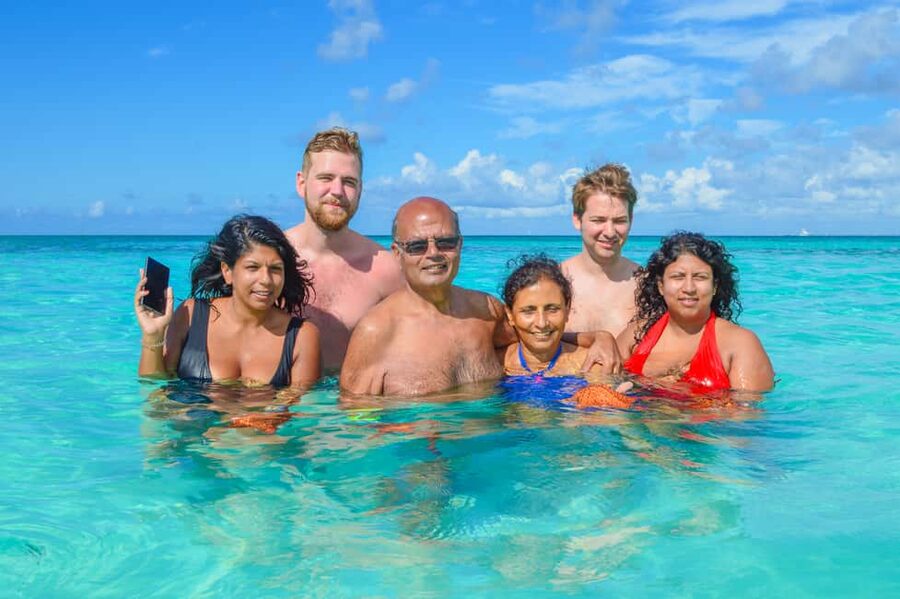 Punta Cana: Saona Island All Included Open Bar Catamaran - Lunch with Dominican Creole food and a dance lesson