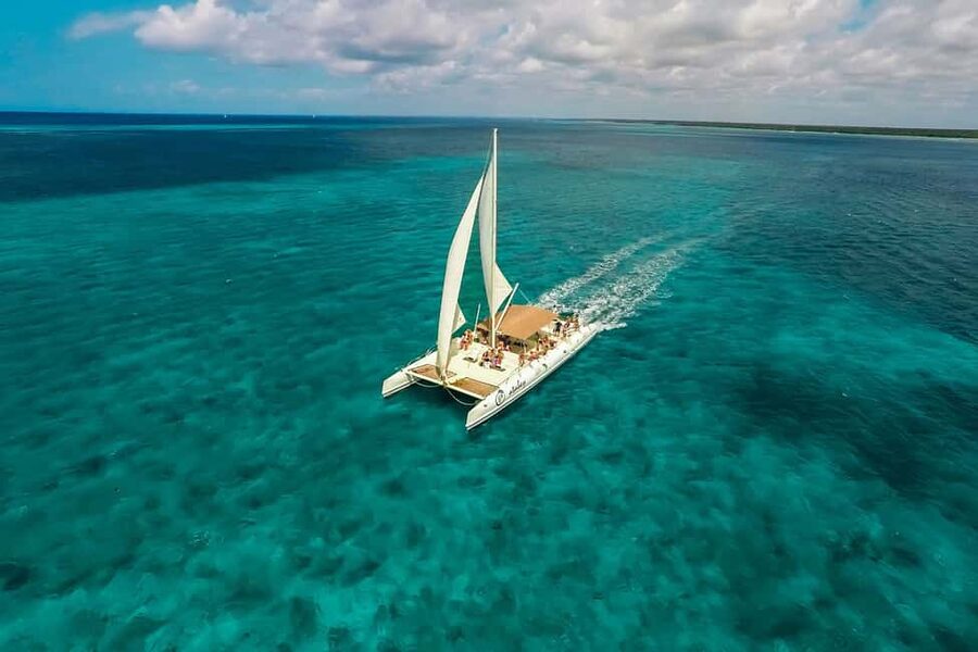 Punta Cana: Saona Island Full-Day All-Inclusive Boat Tour - Punta Cana to Saona: early pickup and real-world timing