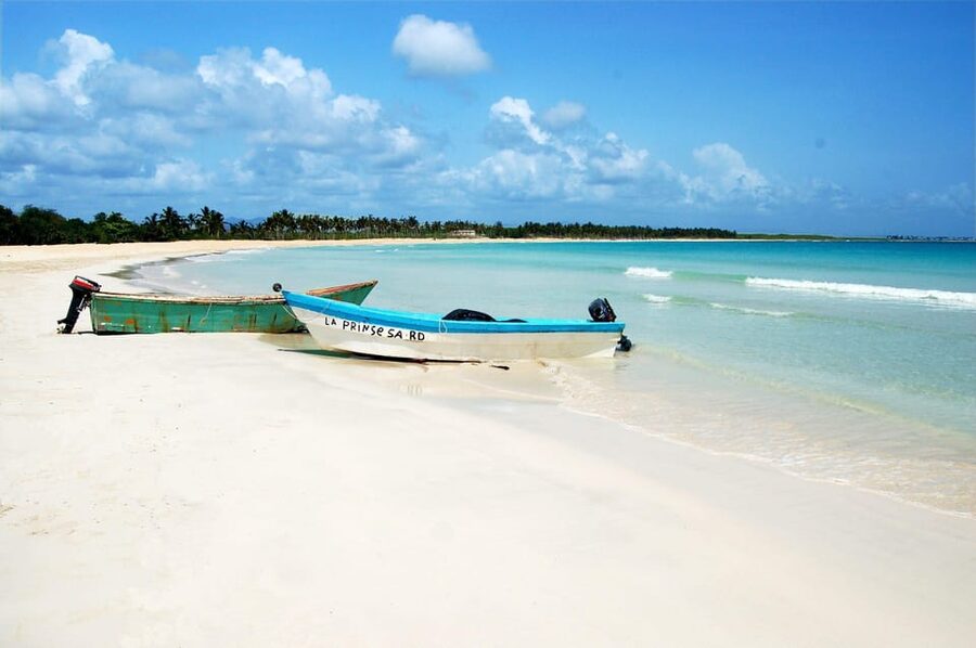 Punta Cana: Saona Island Full-Day Open Bar, Lunch & Transfer - Isla Saona’s 3 Hours: Beach Time, Sales Energy, and How to Stay Comfortable