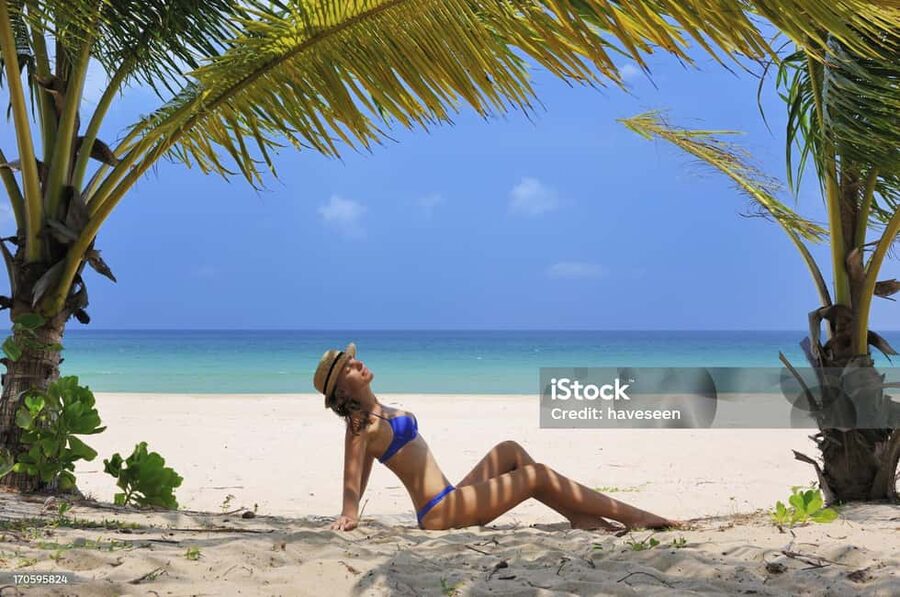Punta Cana: Saona Island Tour with Lunch and Drinks - Blue Lagoon sandbar: the short stop that sets the tone