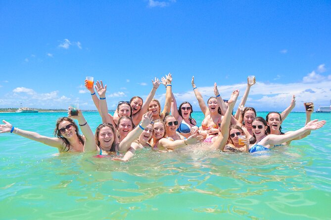 Punta Cana Slide Boat (Medium Group) - Open Bar + Snacks: The Included Pace of the Day
