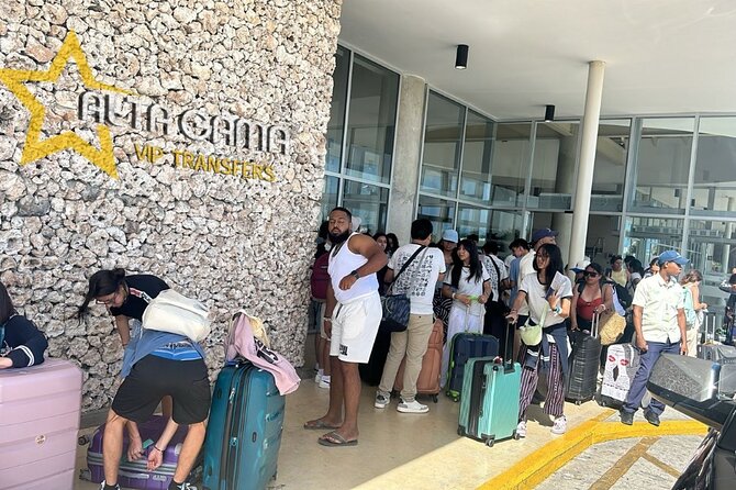 Punta Cana to La Romana Minivan Airport Transfers - Price and value: what $72.50 per person buys you