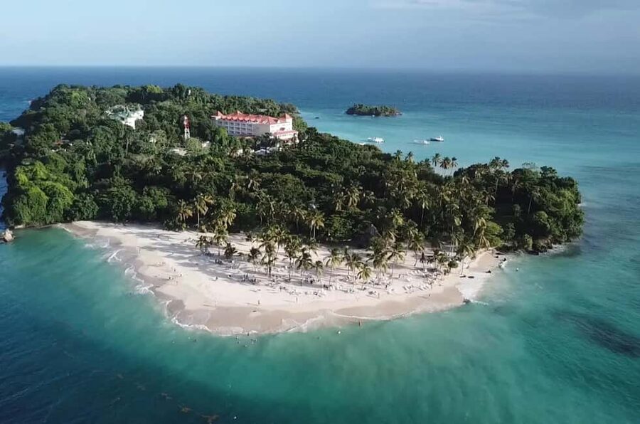 Punta Cana: Whale Watching, Cayo Levantado & Limon Waterfall - Punta Cana to Samaná: the long-but-sensible travel day