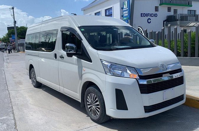 Reliable Private Transfer in Punta Cana - Communication That Matters: WhatsApp, Confirmation, and Quick Fixes