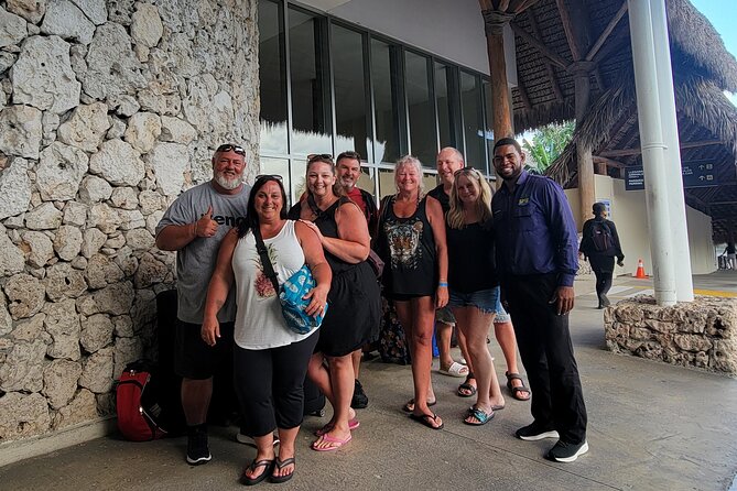 Round-Trip from Punta cana airport to Uvero Alto Hotels - Drop-off at your hotel entrance: fewer questions, less wandering