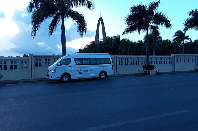 “Round-Trip Private Transfer: Punta Cana Airport ↔ Bávaro Hotels” - Booking Considerations You Should Know Before You Pay