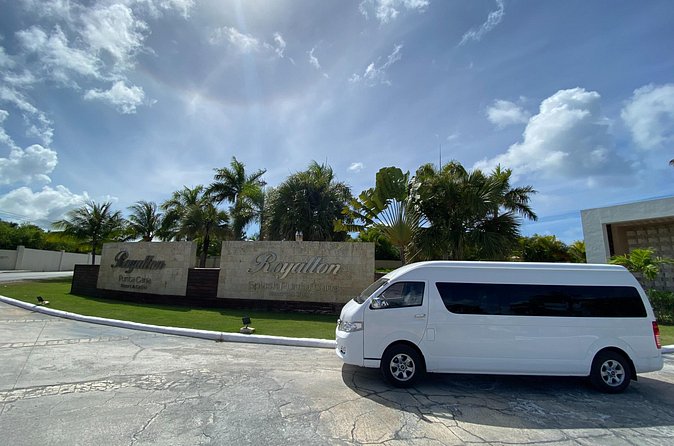 Round Trip Punta Cana Airport Transfers - Private/VIP - Flight tracking, delays, and the one rule you must follow