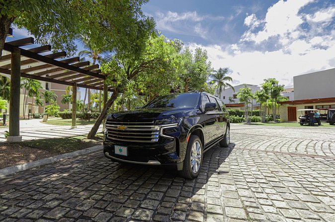 Round trip transfer from Punta Cana Airport to Bávaro - The Value Question: Is $160 Per Group Worth It?