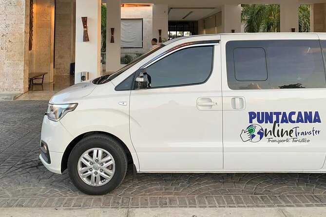 Roundtrip private transfer from punta cana airport to bavaro area - Punta Cana Airport to Bávaro: The Easy-Button Transfer