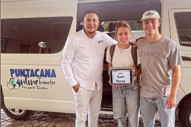 RoundTrip private transfers from punta cana to uvero alto área - From gate to vehicle: how the Punta Cana meet-and-greet helps