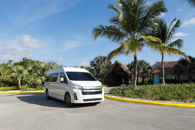 Roundtrip transportation from Punta Cana airport to Uvero alto - A Private Round-Trip Punta Cana Airport Transfer to Uvero Alto