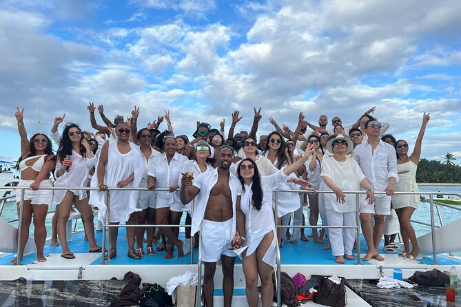 Sand-Bar Punta Cana Party Boat unlimited drinks, snorkeling Vibes - Getting aboard: pickup, mobile ticket, and how to plan your time