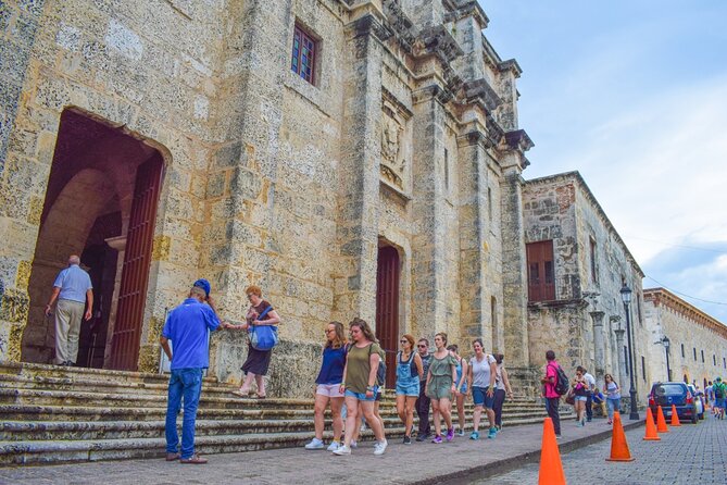 Santo Domingo City Tour From Punta Cana With Pick Up - Hotel pickup and the reality of getting to Santo Domingo