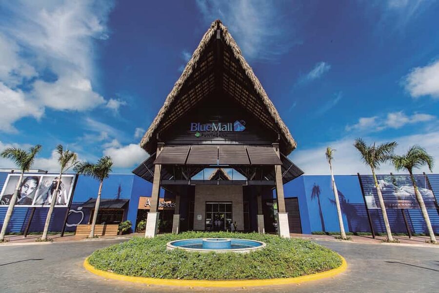 Santo Domingo: Panoramic tour to Punta Cana with Buggy Ride - Blue Mall and Coco Bongo Photo Stops: Quick Stops, Big Orientation