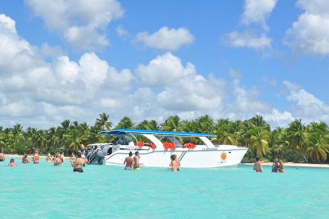 Saona Island Tour from Juan Dolio with pickup - The Speedboat and the Catamaran: Two Very Different Sea Moods