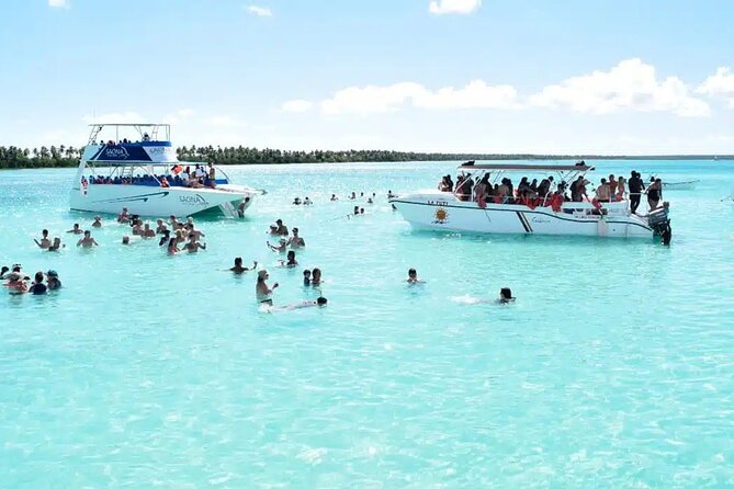 Saona Island Tour From Santo Domingo with Lunch, Open Bar, Pickup - Saona Island: Your 3-Hour Window to Choose Your Style