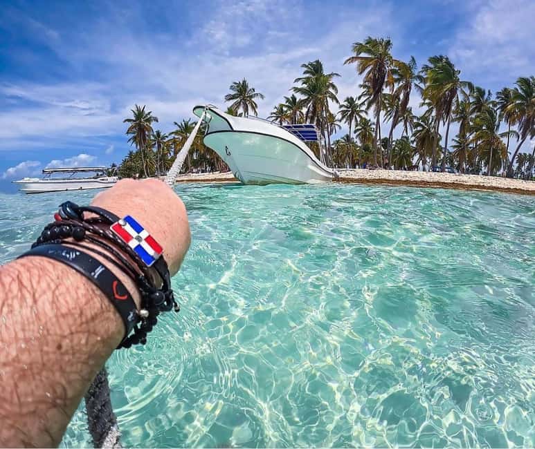 Saona Island VIP: 4 Beaches , Mano Juan & Canto de la Playa - Lunch on Saona Island: Buffet Paella and Grilled Favorites