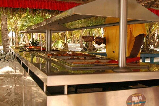 Saona Island VIP Experience – Private Boat for Up to 20 People - Price and value: when $2,400 per person makes sense
