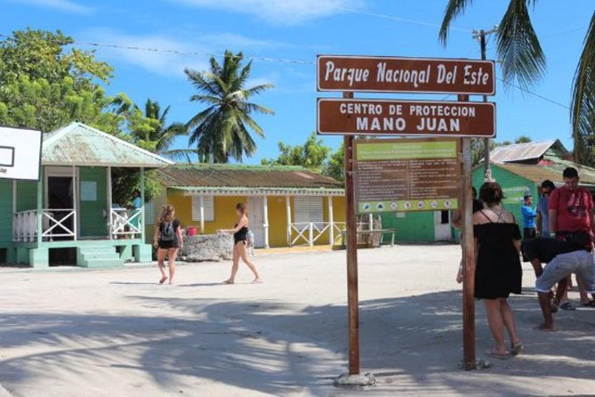 Saona Island VIP Full Day All Inclusive Excursion - Snorkeling in Crystal-Clear Water: The Day’s Big Ticket Moment