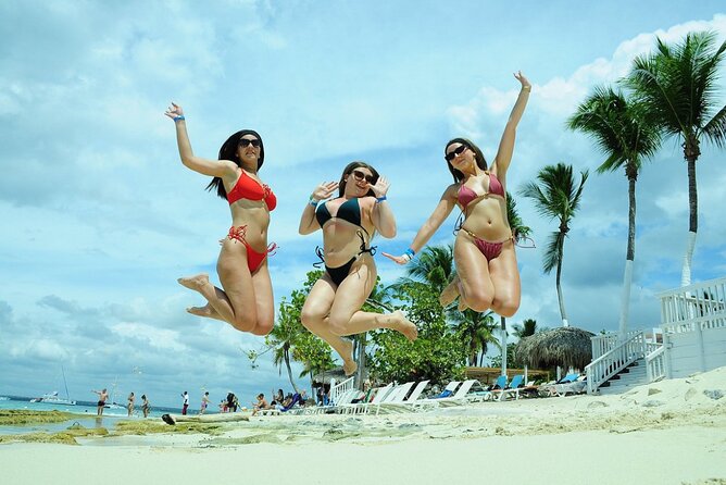 Saona Island: White Sands & Turquoise Waters” - Bayahibe Speedboat Ride: Bluetooth, Music, and First-Time Caribbean Energy