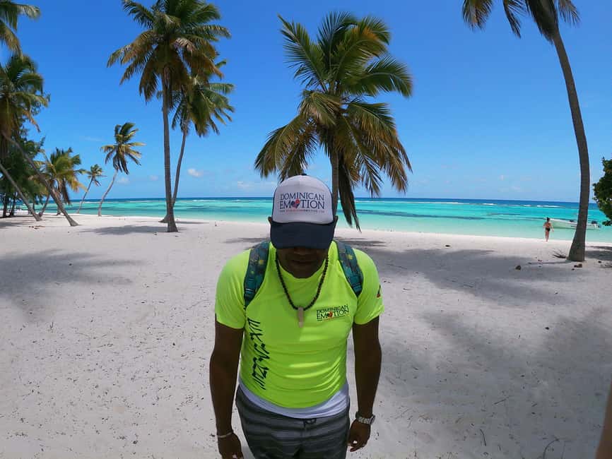Saona Special Tour: Four Beaches & Canto Experience - Mano Juan fishermen’s village: a short window into real island life