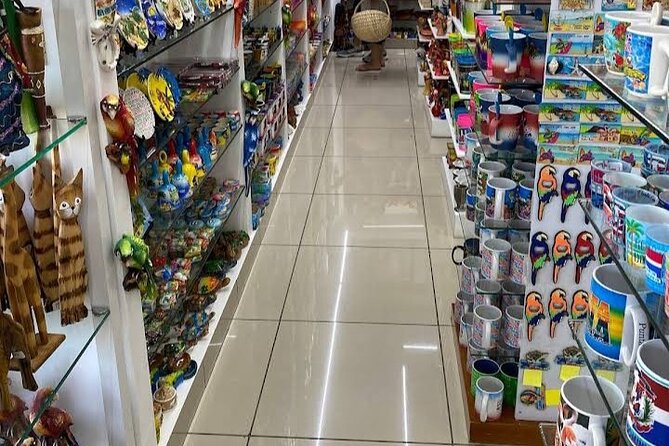 Shopping or souvenirs in Plaza Bávaro - Hotel pickup and the one-store reality (timing is everything)