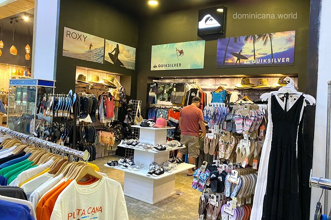 Shopping tour Punta Cana rum cigars coffee larimar chocolate souvenirs mamajuan - Art, pottery, and handmade-leaning souvenirs: what to expect