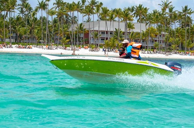 Speed Boat Ride and Snorkel Experience in Punta Cana - Sandbar time and the beach-side reality check
