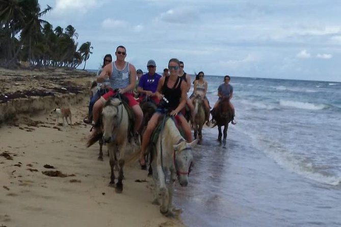 Sunset beach horsebackriding Punta Cana - How long is the ride, and when should you do this for the best odds?