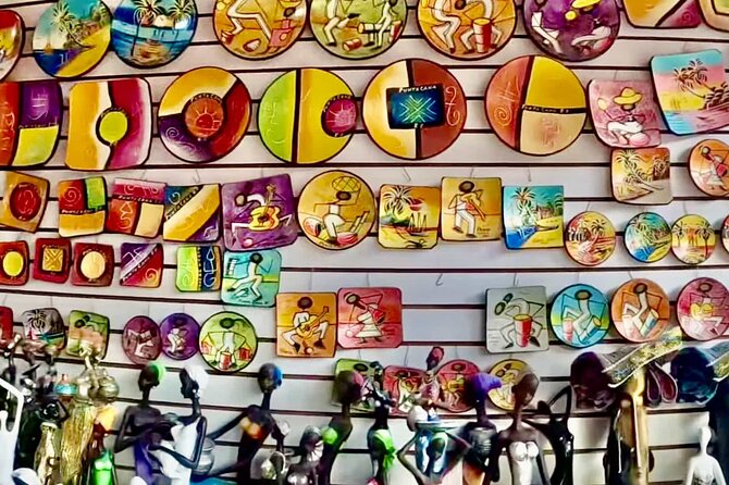 Tour of Souvenirs, Shopping in Punta Cana with Transportation Included - Stop in Punta Cana: What You Actually Do at the Shop