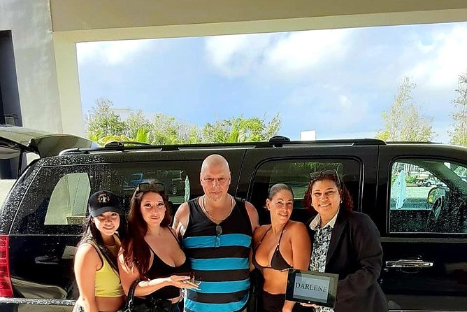 Transfers From Punta Cana Airport (PUJ) <=> To All place at Cap Cana - Meeting your driver at PUJ: the tablet trick that saves time