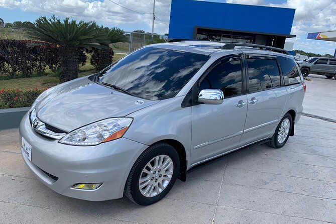 Traslados Aeroepuerto/Hoteles en Punta Cana y Bavaro - In-car comfort vs. what’s not included (so you can plan)