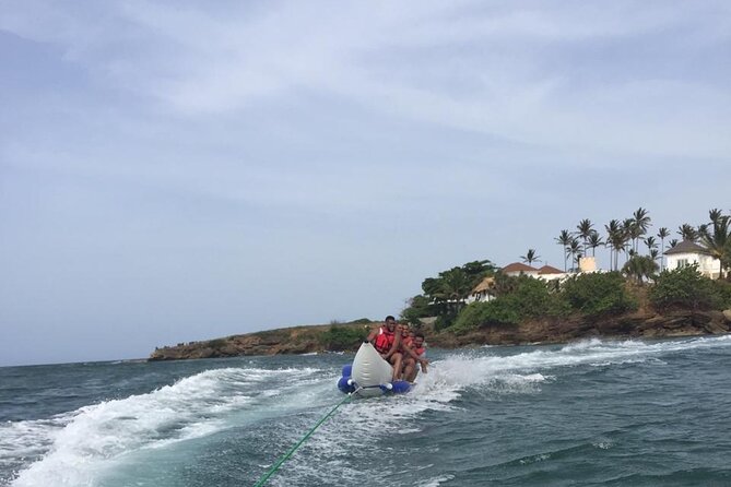 VIK Arena Blanca - Round Trip Shuttle - Punta Cana Airport - The no-stop, no-wait ride: what 20–30 minutes really means