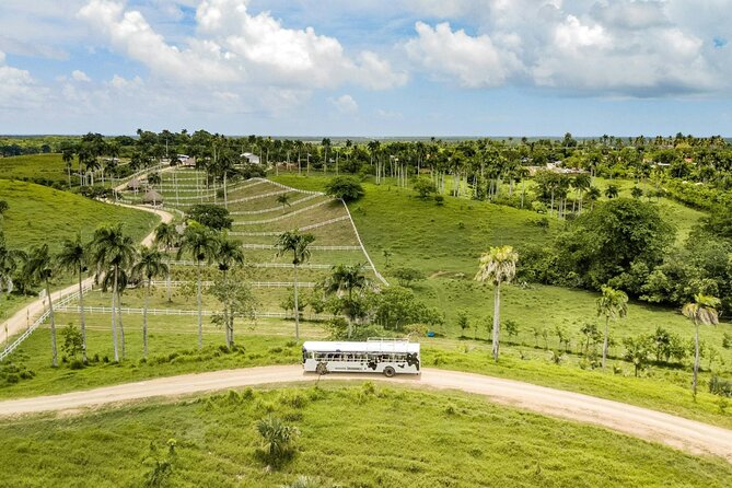 Xploration Animal Encounters Half Day Tour from Punta Cana - Lagunas de Nisibón and the park welcome: where the day starts to feel real